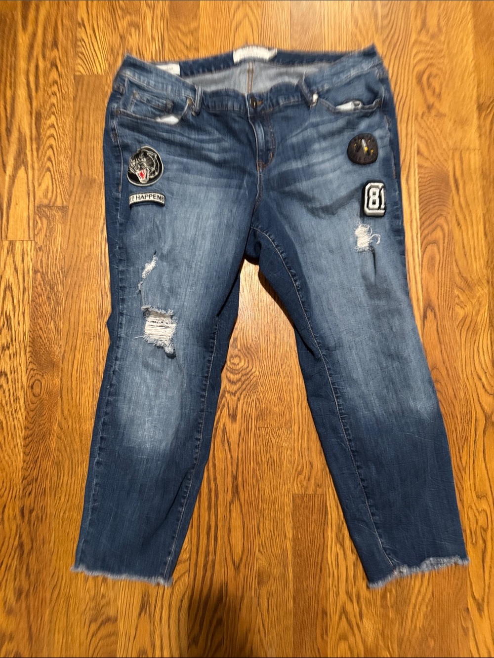 torrid Boyfriend Distressed Skinny Jeans with Patch Accents size 20
